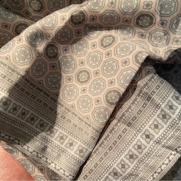 KENAR Size XS Silk Blouse - Picture 3 of 6